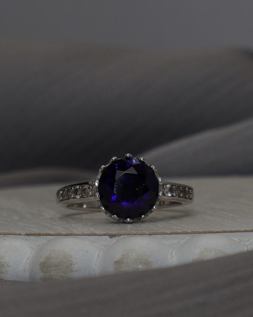 FZN Sterling Silver Sapphire Ring 2.33G / Sz 5